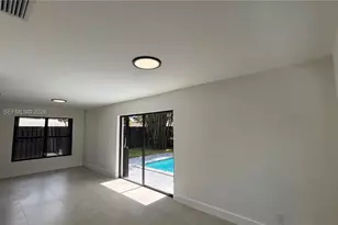 49 Forest Cir, Cooper City, FL 33026 - Photo 9