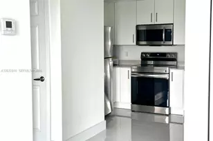 10950 NW 82nd St, Doral, FL 33178 - Photo 3