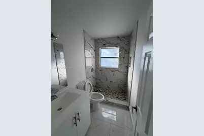 5150 W 12th Ave #206, Hialeah, FL 33012 - Photo 11