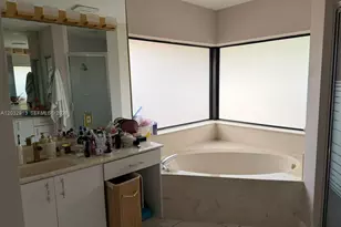 4999 Chardonnay Dr, Coral Springs, FL 33067 - Photo 25