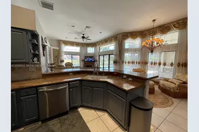 4999 Chardonnay Dr., Coral Springs, FL 33067 - Photo 5