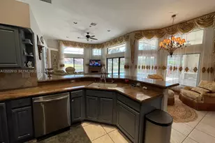 4999 Chardonnay Dr, Coral Springs, FL 33067 - Photo 5