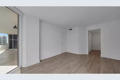 555 NE 34th St #2607, Miami, FL 33137 - Photo 21