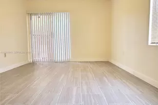 250 NW 107th Ave, Miami, FL 33172 - Photo 13