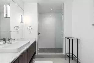 455 NE 39th St, Miami, FL 33137 - Photo 23