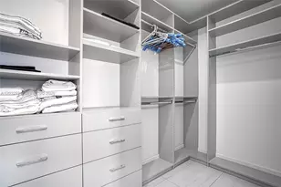 [Address not provided], Hollywood, FL 33019 - Photo 29