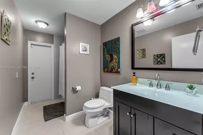 14061 SW 39th St, Miami, FL 33175 - Photo 13