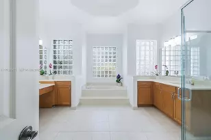 18543 SW 49th St, Miramar, FL 33029 - Photo 29