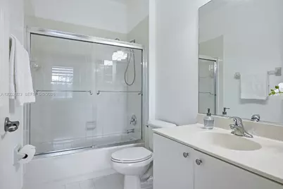 18543 SW 49th St, Miramar, FL 33029 - Photo 45