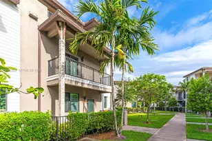 4963 NW 83rd Path, Doral, FL 33166 - Photo 3