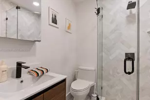 1945 Alamanda Dr, North Miami, FL 33181 - Photo 33