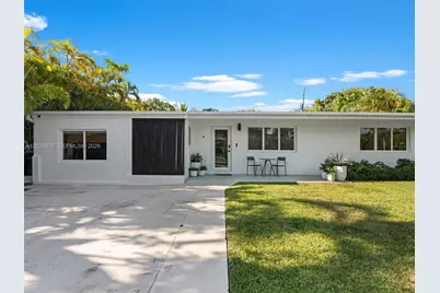 1945 Alamanda Dr, North Miami, FL 33181 - Photo 1