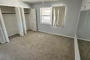 2701 NE 1st St, Pompano Beach, FL 33062 - Photo 11