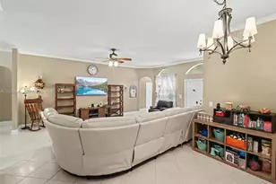 3090 SE 7th Pl, Homestead, FL 33033 - Photo 5
