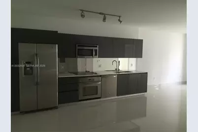 31 SE 6th St #1106, Miami, FL 33131 - Photo 3