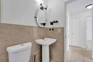1140 N 74th Way, Hollywood, FL 33024 - Photo 31