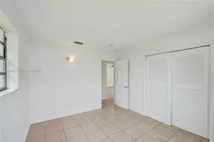 1140 N 74th Way, Hollywood, FL 33024 - Photo 35