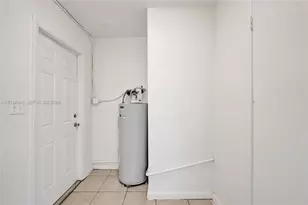 1140 N 74th Way, Hollywood, FL 33024 - Photo 23
