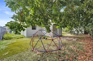 1140 N 74th Way, Hollywood, FL 33024 - Photo 45