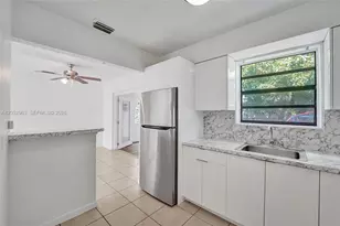 1140 N 74th Way, Hollywood, FL 33024 - Photo 21
