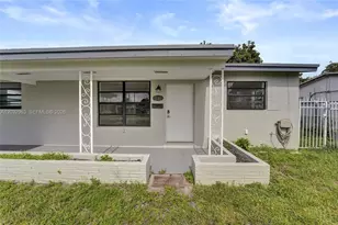 1140 N 74th Way, Hollywood, FL 33024 - Photo 3