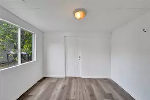 1140 N 74th Way, Hollywood, FL 33024 - Photo 15