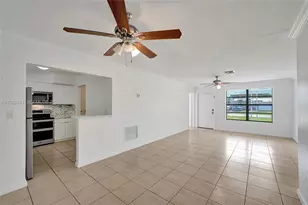 1140 N 74th Way, Hollywood, FL 33024 - Photo 13