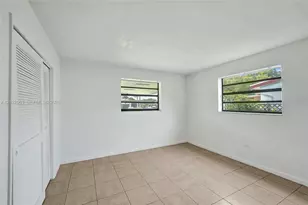 1140 N 74th Way, Hollywood, FL 33024 - Photo 37