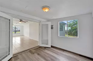1140 N 74th Way, Hollywood, FL 33024 - Photo 15