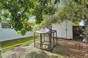 1140 N 74th Way, Hollywood, FL 33024 - Photo 47