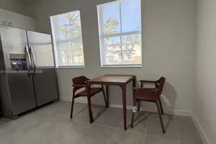 2225 SE 30th St, Homestead, FL 33035 - Photo 5
