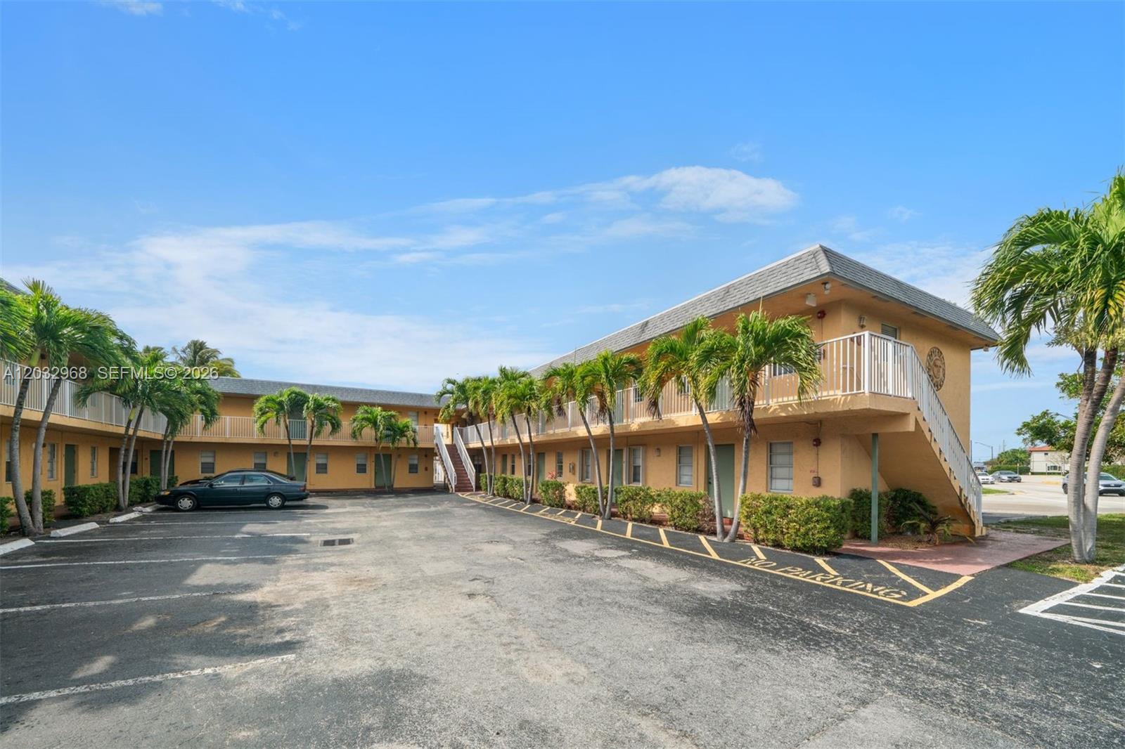 4081 N Dixie Hwy #27 - 4081 N Dixie Hwy #27, Oakland Park, FL 33334 Luxury Property | Jose Angel Pina