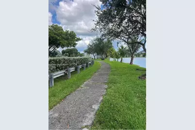 1200 N Liberty Ave #1200G, Homestead, FL 33034 - Photo 31