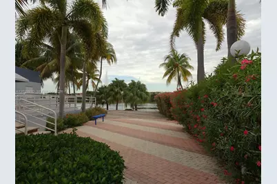 9359 N Fontainebleau Blvd #F109, Miami, FL 33172 - Photo 31
