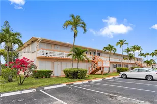 725 SW 11th Ave, Hallandale Beach, FL 33009 - Photo 21