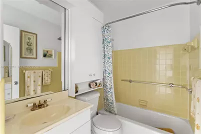 725 SW 11th Ave #12, Hallandale Beach, FL 33009 - Photo 19