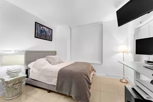 950 Brickell Bay Dr, Miami, FL 33131 - Photo 13