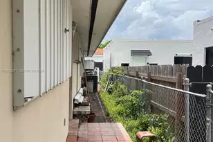 3201 SW 3rd St, Miami, FL 33135 - Photo 5