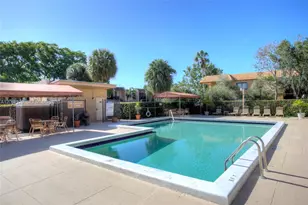 300 Racquet Club Rd, Weston, FL 33326 - Photo 19