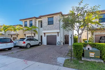 24900 SW 107th Ct, Homestead, FL 33032 - Photo 3