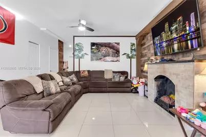 24900 SW 107th Ct, Homestead, FL 33032 - Photo 11