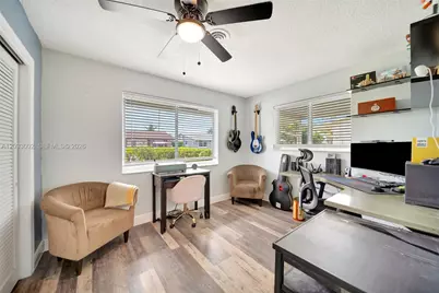 2708 NW 51st Pl, Tamarac, FL 33309 - Photo 13