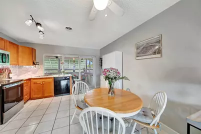 2708 NW 51st Pl, Tamarac, FL 33309 - Photo 11