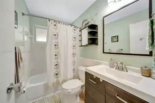 2708 NW 51st Pl, Tamarac, FL 33309 - Photo 15