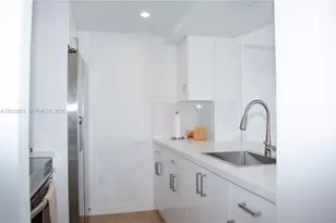 6995 NW 186th St, Hialeah, FL 33015 - Photo 3