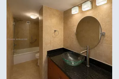 1000 Parkview Dr #415, Hallandale Beach, FL 33009 - Photo 3