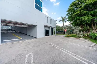 10450 NW 33rd St #301, Doral, FL 33172 - Photo 11