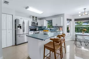 18172 SW 3rd St, Pembroke Pines, FL 33029 - Photo 19