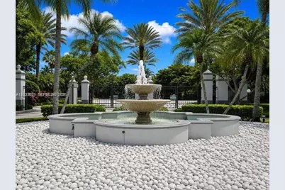 4540 NW 107th Ave #206-11, Doral, FL 33178 - Photo 17