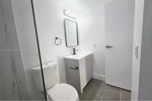 333 NW 17th Ct, Fort Lauderdale, FL 33311 - Photo 15